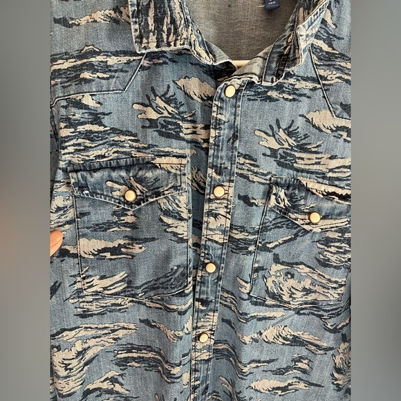 Divided H&M Long Sleeve Blue Print Pearl Snap Front Shirt Men Size Medium - Picture 9 of 10